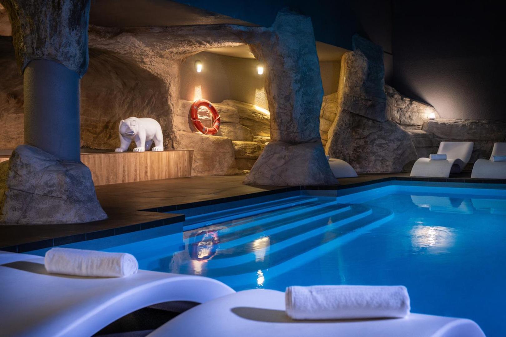 Royal Ours Blanc Boutique Hotel & Spa Alpe d'Huez Ngoại thất bức ảnh