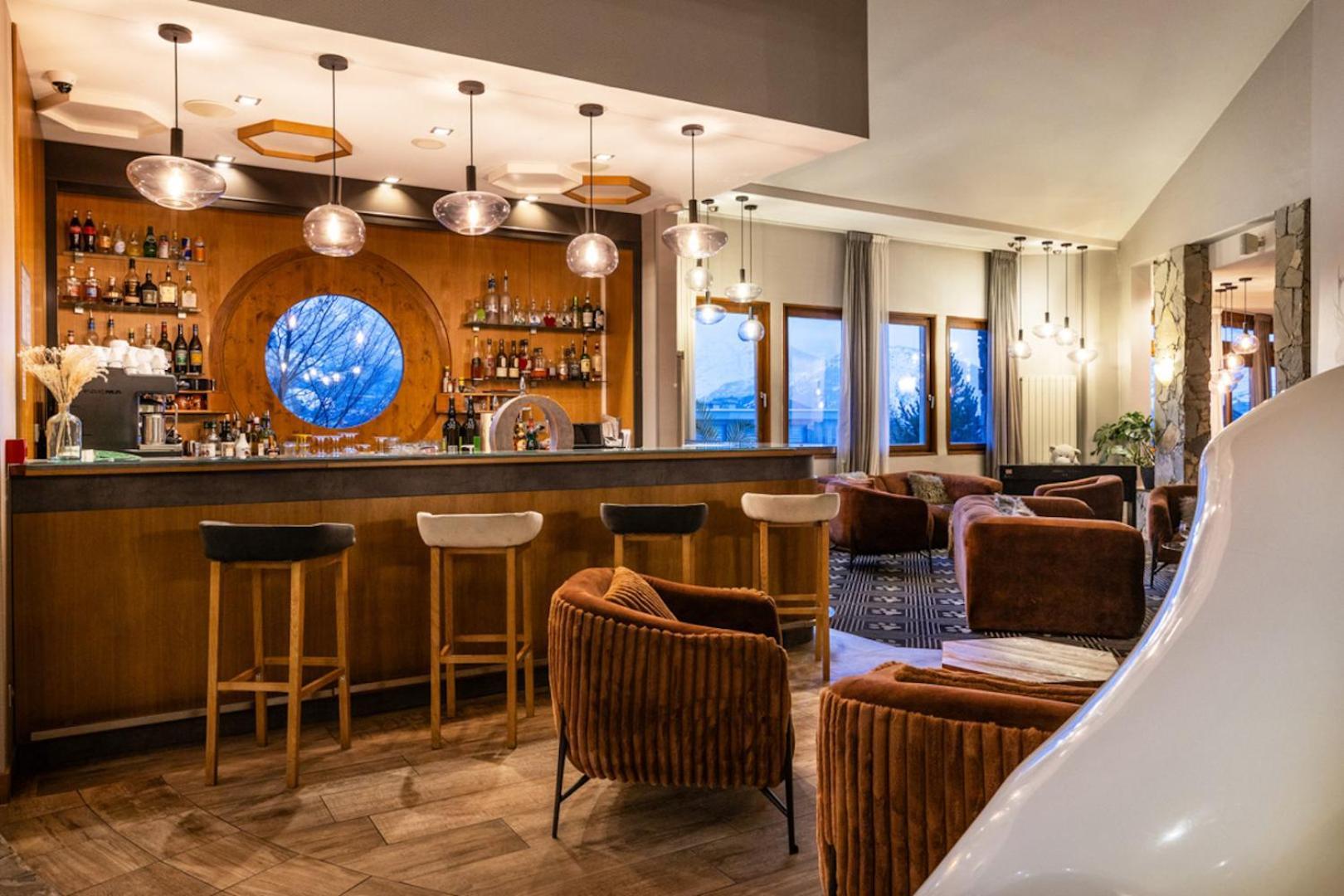 Royal Ours Blanc Boutique Hotel & Spa Alpe d'Huez Ngoại thất bức ảnh